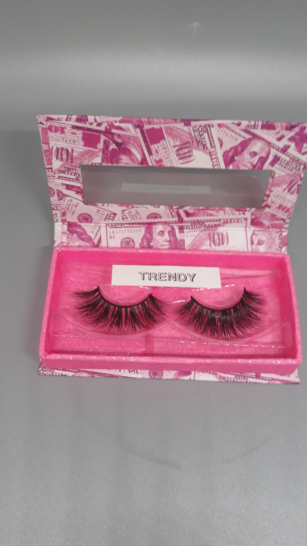Trendy lashes